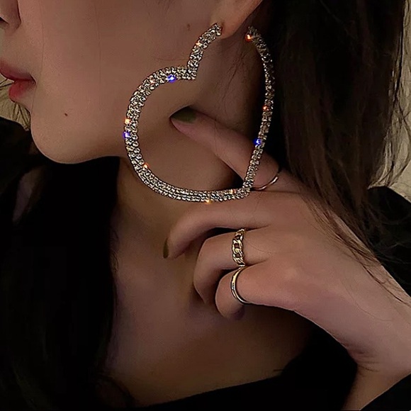 Diamond Oversized Gold Rhinestone Heart Hoop Earrings - Picture 4 of 11